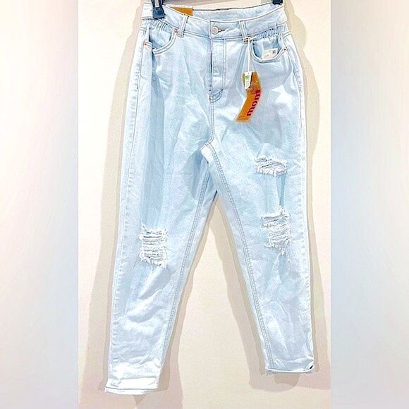 New Vanilla Star | Super High Rise Mom Jeans Tapered Distressed NWT 29/9 - Picture 1 of 5